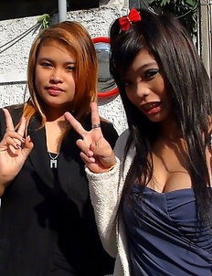 Slutty Thai amateurs tag team lucky male tourist